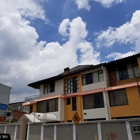 Hostal El Confort Quito Norte Exteriér fotografie